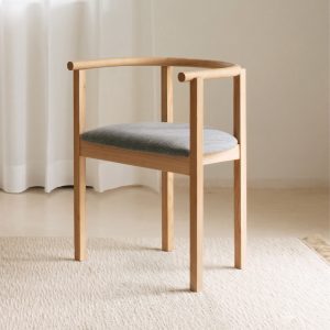 Amadeo Chair